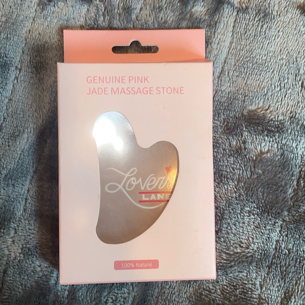 10/$35❤️🏷️NEW lovers lane 100% natural genuine pink JADE massage stone facial